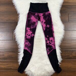 Lululemon Women's Size‎ 2 Blooming Pixie Raspberry Black Sweaty Endeavor Tight